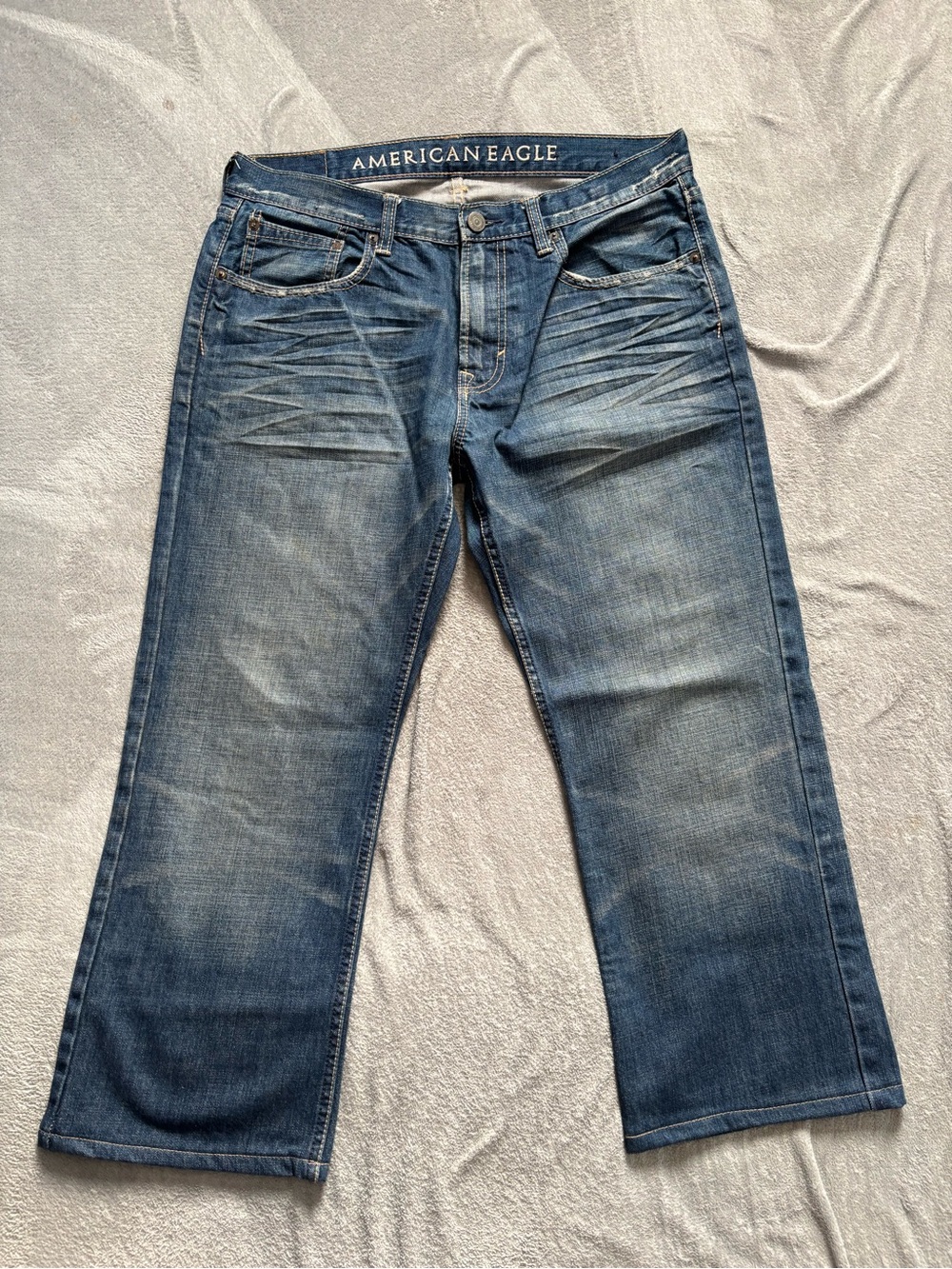 American Eagle Jeans Mens 34x25 Low Rise Boot Cut Medium Wash Casual Workwear